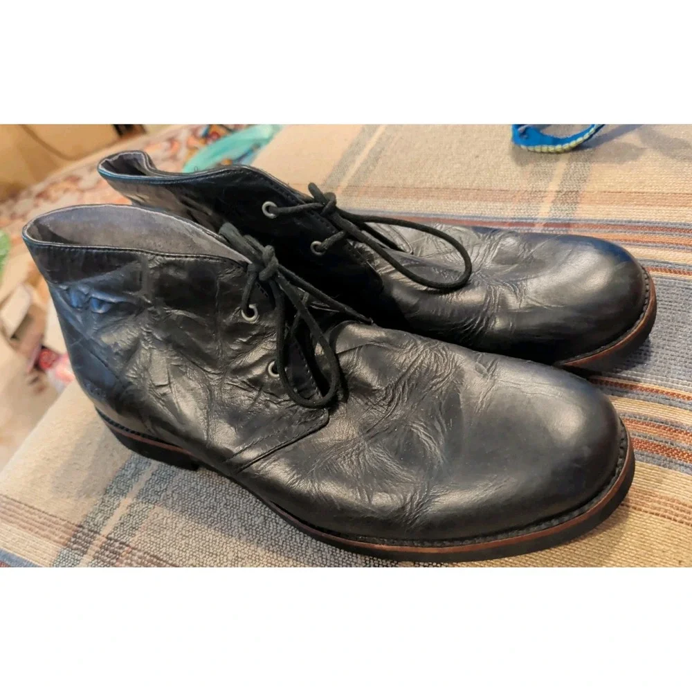 Men's 14 UGG Westly Chukka Boot 1002388 Black Crinkle Leather Sherpa Heel Lined